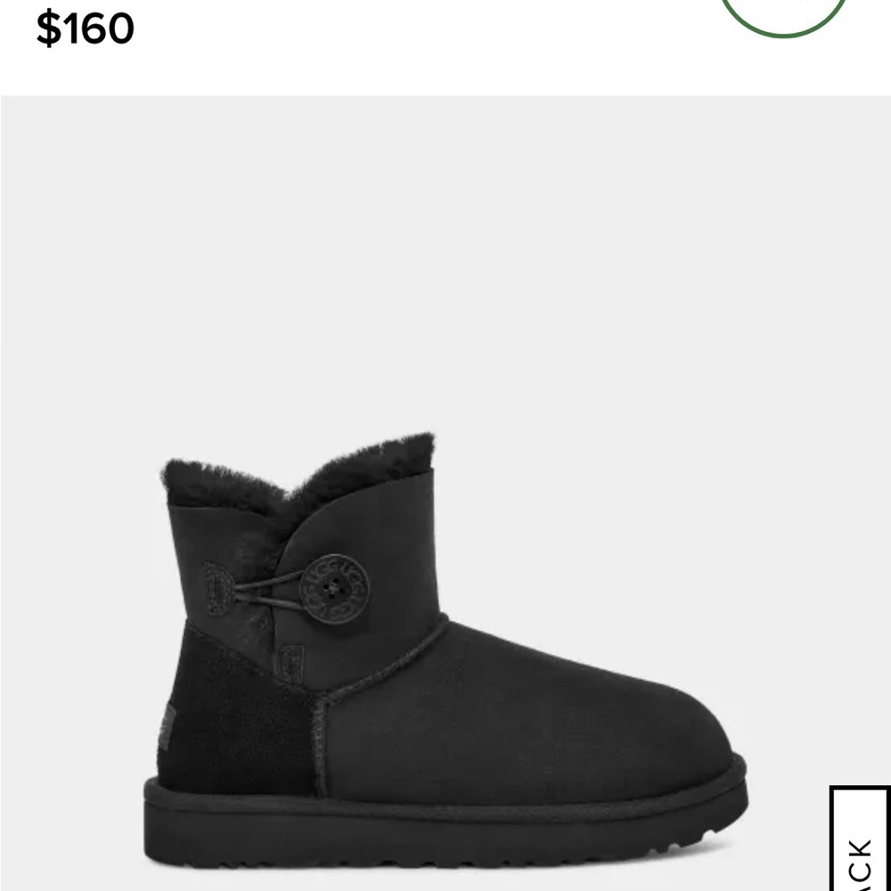 UGG boots black size 9 barely worn